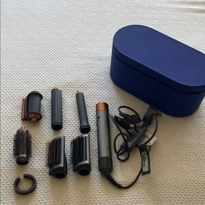 Dyson Airwrap Hair Styling Set - Black and Gold